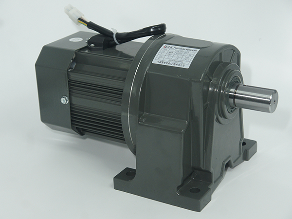 臥式永磁減速電機(jī)